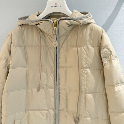 MONCLER 26S HOODED SHORT DOWN JACKET 748