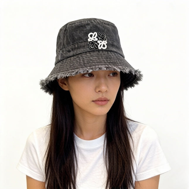 LOEWE 26S DENIM BUCKET HAT STYLE 180