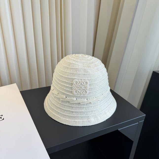 LOEWE 26S CROCHET BUCKET HAT STYLE 065
