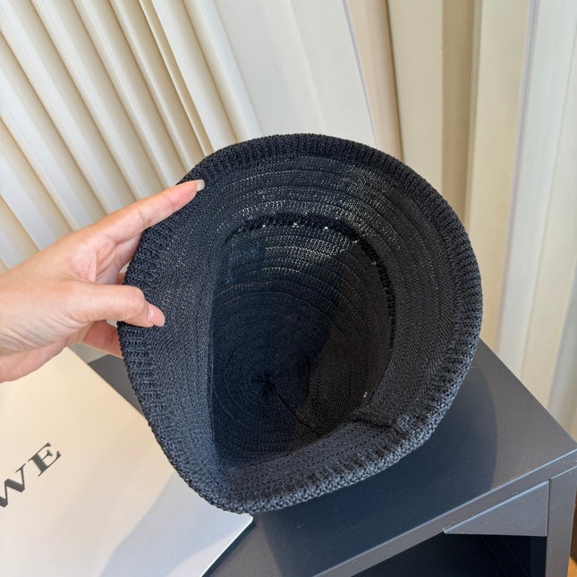 LOEWE 26S CROCHET BUCKET HAT STYLE 064
