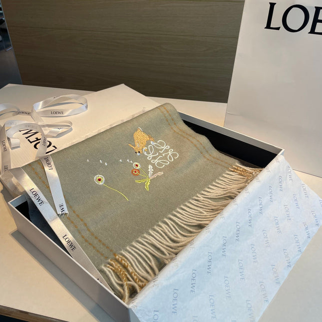 LOEWE 26S SCARF 180 IN CASHMERE 113778