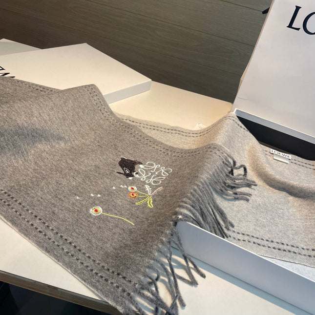LOEWE 26S SCARF 180 IN CASHMERE 113780