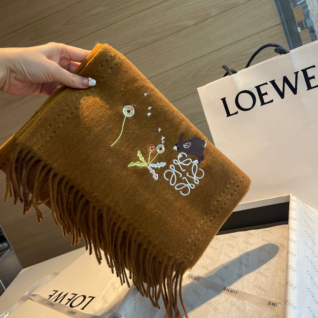 LOEWE 26S SCARF 180 IN CASHMERE 113782