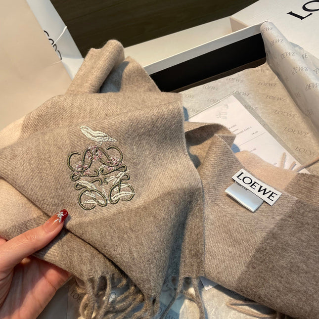 LOEWE 26S SCARF 180 IN CASHMERE 113801