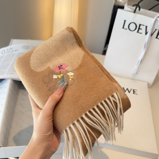 LOEWE 26S SCARF 180 IN CASHMERE WOOL 130441