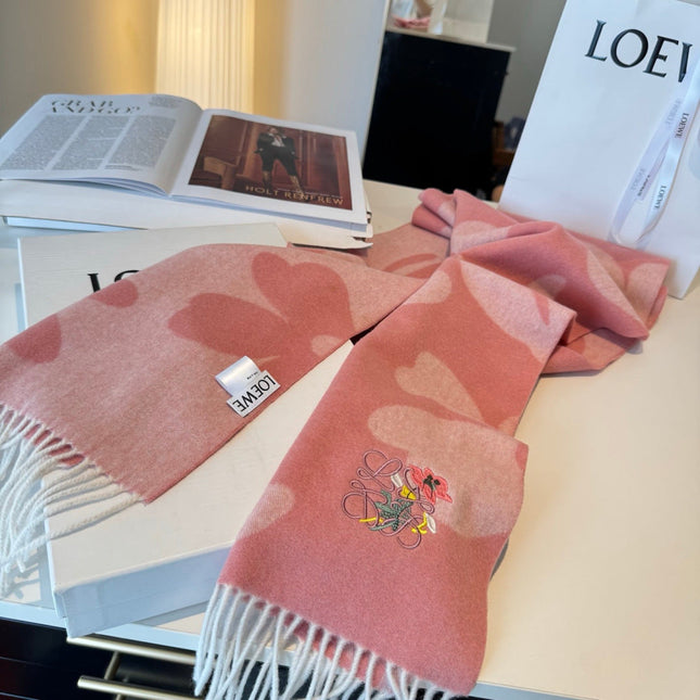 LOEWE 26S SCARF 180 IN CASHMERE WOOL 130442