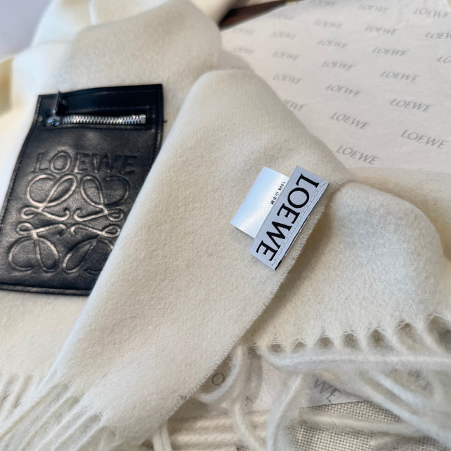 LOEWE 26S SCARF 180 IN CASHMERE WOOL 147440