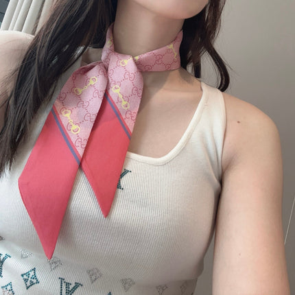GUCCI 26S SCARF 90 IN SILK 305869