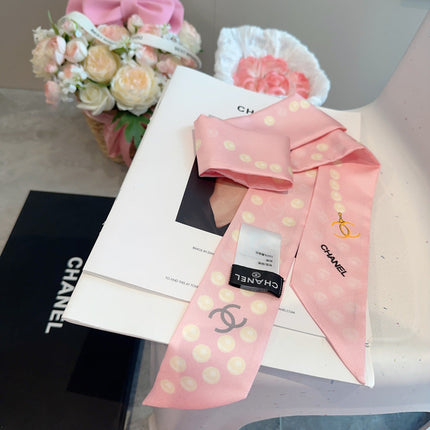 CHANEL 26S TWILLY SCARF 120 IN SILK 411230