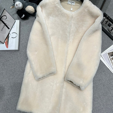 CHANEL 25S SHEEP FUR COAT 506
