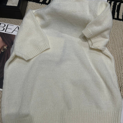 CHANEL 26S SHORT-SLEEVE CREW-NECK SWEATER 1758