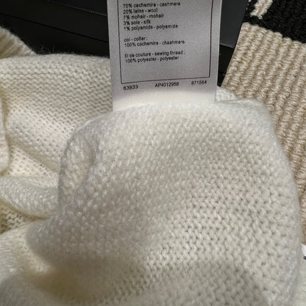 CHANEL 26S SHORT-SLEEVE CREW-NECK SWEATER 1758