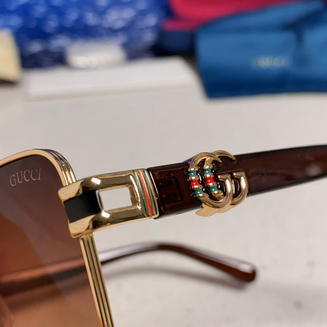 GUCCI 26S SQUARE FRAME IN METAL 426394