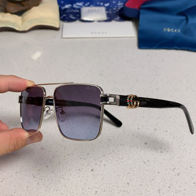 GUCCI 26S SQUARE FRAME IN METAL 426395