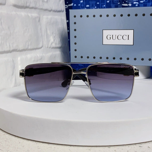 GUCCI 26S SQUARE FRAME IN METAL 426395