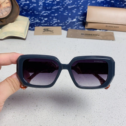 BURBERRY 26S RECTANGLE FRAME IN ACETATE 516289