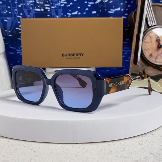 BURBERRY 26S SQUARE GEOMETRIC FRAME IN ACETATE 402986