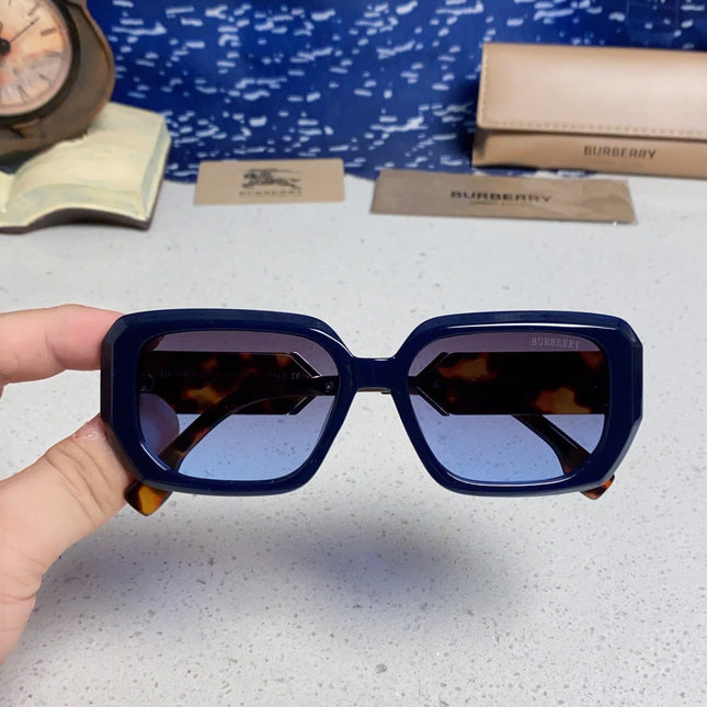 BURBERRY 26S SQUARE GEOMETRIC FRAME IN ACETATE 402986