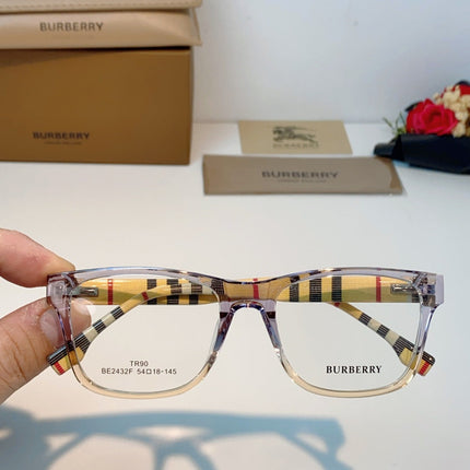 BURBERRY 26S SQUARE FRAME IN ACETATE 514226