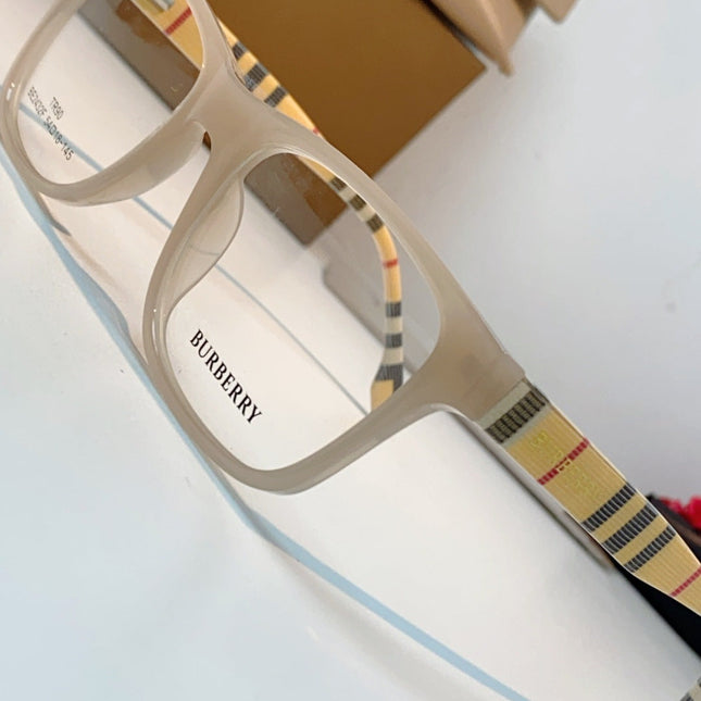 BURBERRY 26S SQUARE FRAME IN ACETATE 401844