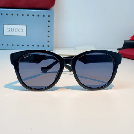 GUCCI 26S CAT-EYE FRAME IN ACETATE 424503