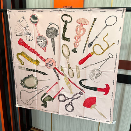 HERMES 26S SCARF 90 IN SILK 492531