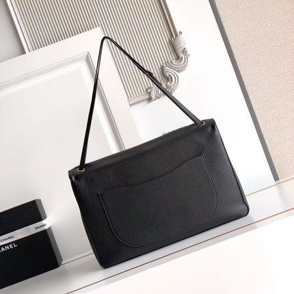 CHANEL 26S SOUPLISSIMO MAXI FLAP 39 IN BLACK GRAINED CALFSKIN GOLD HARDWARE