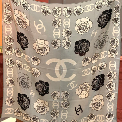 CHANEL 25S SCARF 140 CM IN CASHMERE AND SILK 943334