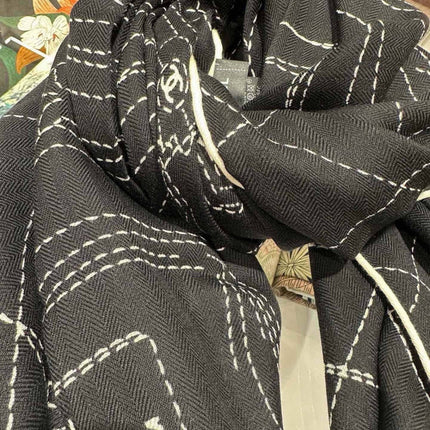 CHANEL 26S SCARF 140 IN CASHMERE AND SILK 304714