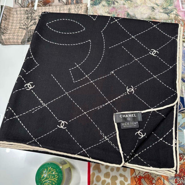 CHANEL 26S SCARF 140 IN CASHMERE AND SILK 304714