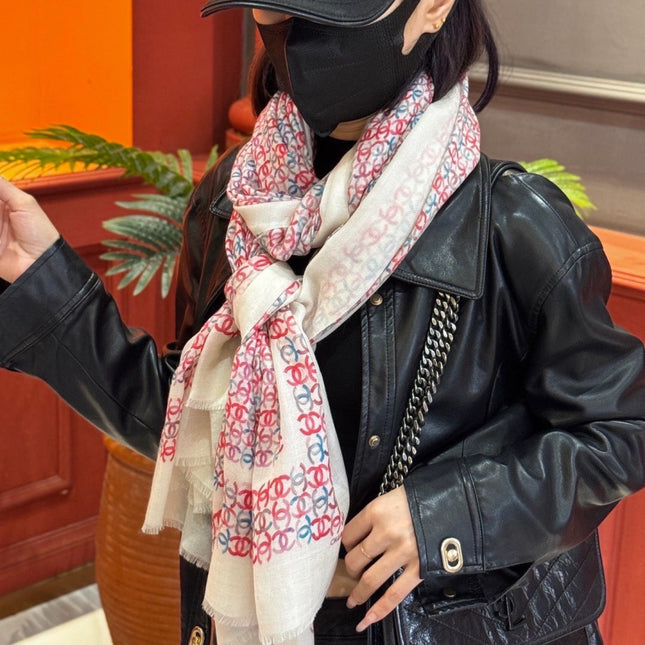 CHANEL 26S SCARF 200 IN CASHMERE AND SILK 306089