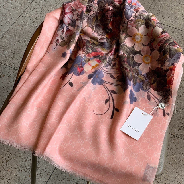 GUCCI 26S SCARF 200 IN CASHMERE AND SILK 306106