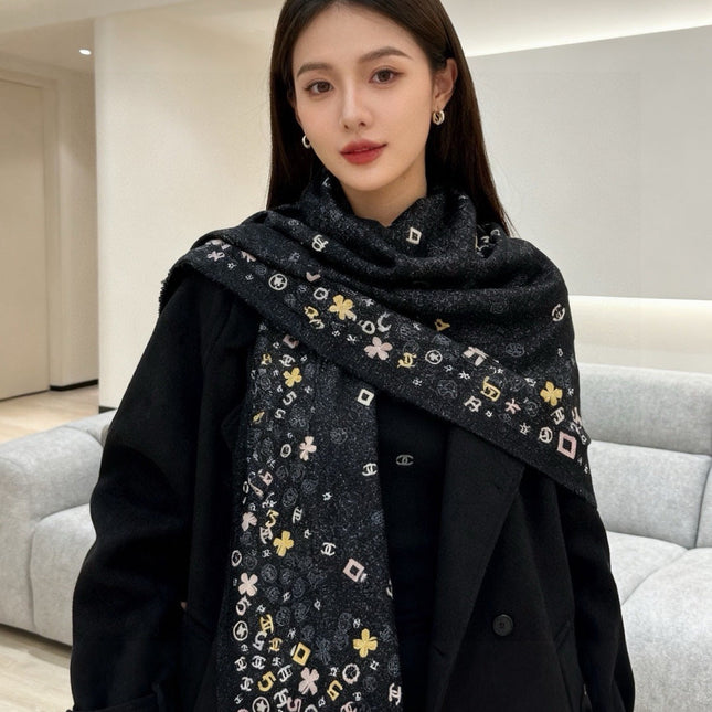 CHANEL 26S SCARF 200 IN CASHMERE AND SILK 307226