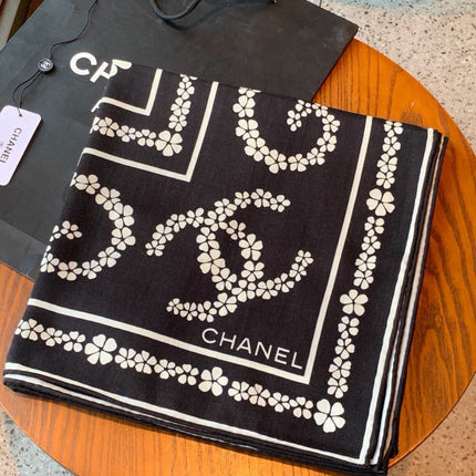 CHANEL 26S SCARF 135 IN CASHMERE AND SILK 309371