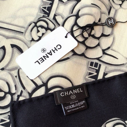 CHANEL 26S SCARF 140 IN CASHMERE AND SILK 309374