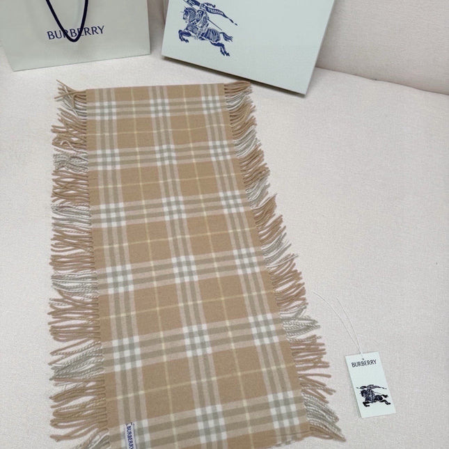 BURBERRY 26S SCARF 155CM IN CASHMERE 309947