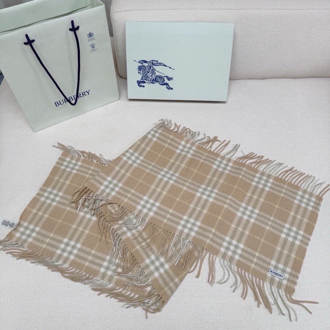 BURBERRY 26S SCARF 155CM IN CASHMERE 309947