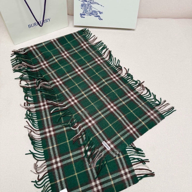 BURBERRY 26S SCARF 155CM IN CASHMERE 309949