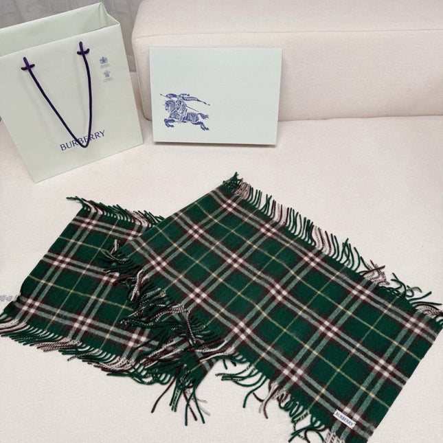 BURBERRY 26S SCARF 155CM IN CASHMERE 309949