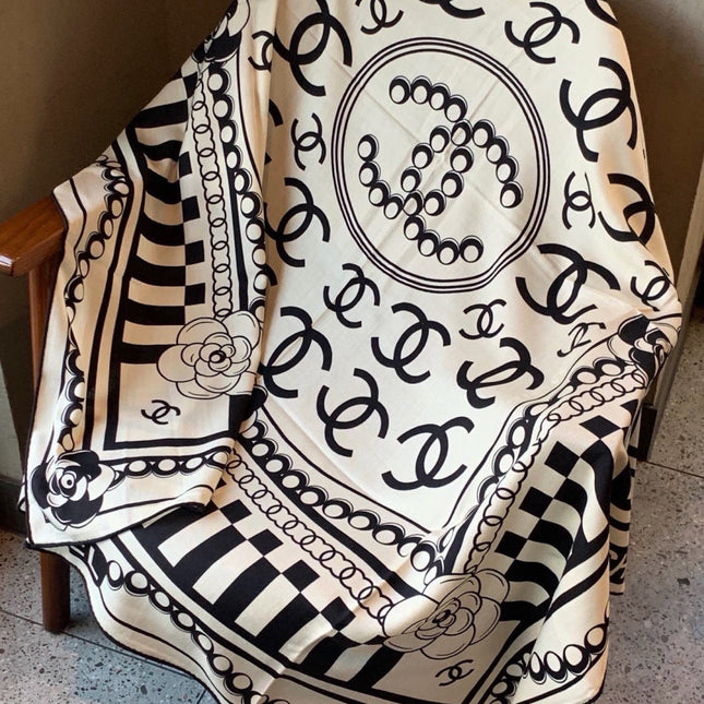 CHANEL 26S SCARF 135 IN CASHMERE AND SILK 309893