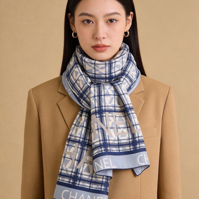 CHANEL 26S SCARF 135 IN CASHMERE AND SILK 309898