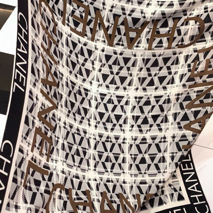 CHANEL 26S SCARF 135 IN CASHMERE AND SILK 309900