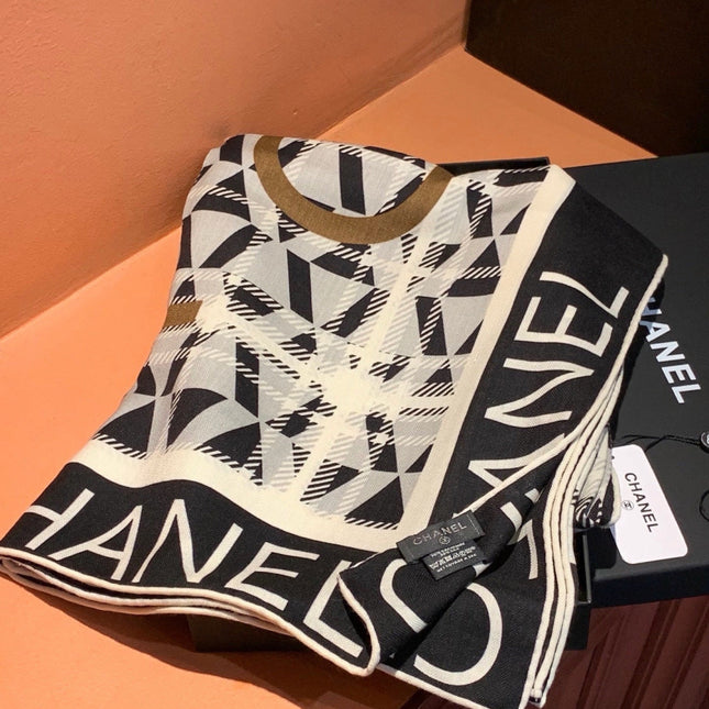 CHANEL 26S SCARF 135 IN CASHMERE AND SILK 309900