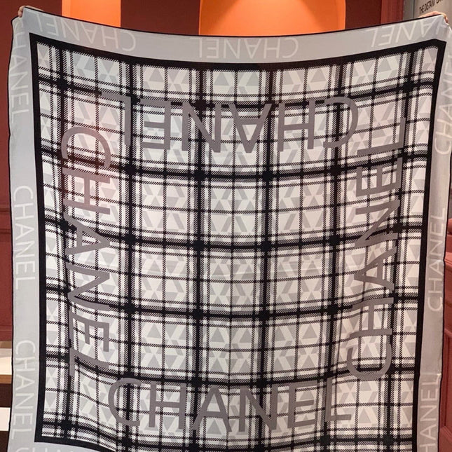 CHANEL 26S SCARF 135 IN CASHMERE AND SILK 309901