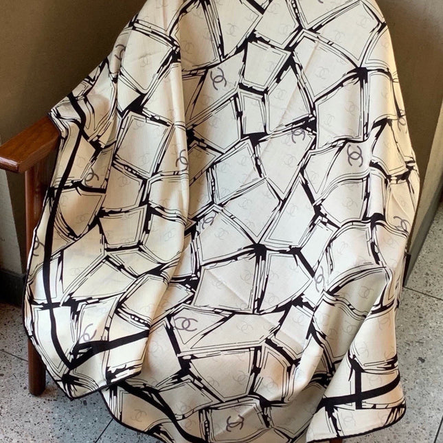 CHANEL 26S SCARF 135 IN CASHMERE AND SILK 309911