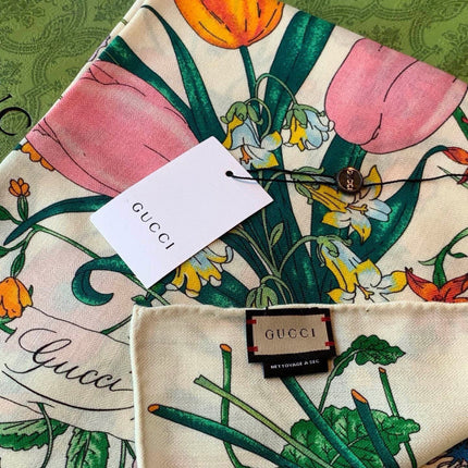 GUCCI 26S SCARF 140 IN CASHMERE AND SILK 311983