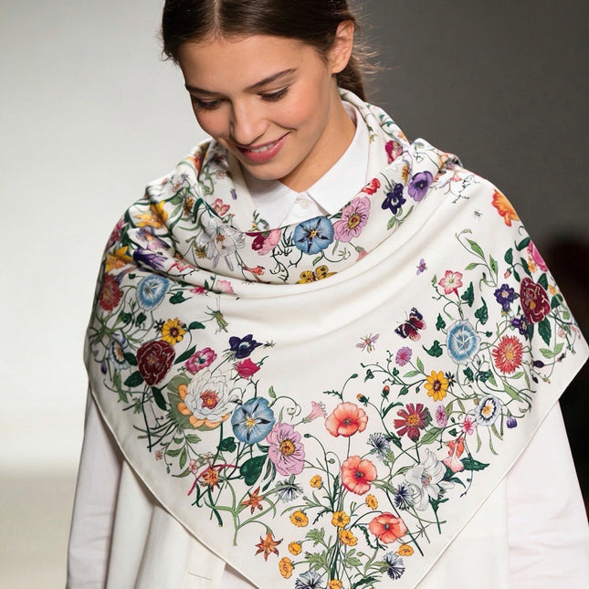 GUCCI 26S SCARF 140 IN CASHMERE AND SILK 311983