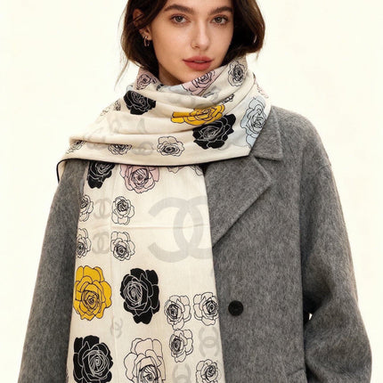 CHANEL 26S SCARF 140 IN SILK AND CASHMERE 313317
