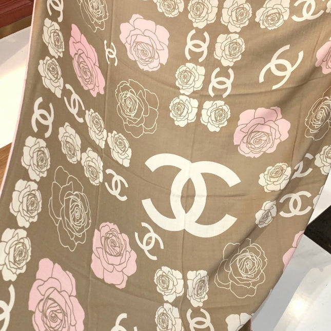 CHANEL 26S SCARF 140 IN SILK AND CASHMERE 313320
