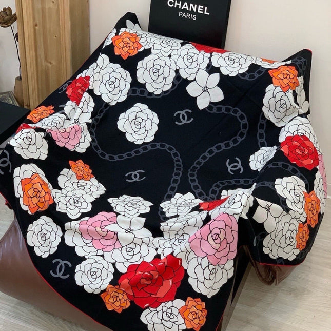 CHANEL 26S SCARF 140 IN SILK AND CASHMERE 313350